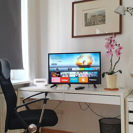 Quiet 2-Room Flat, Walking Distance To City Centre Viena Exterior foto
